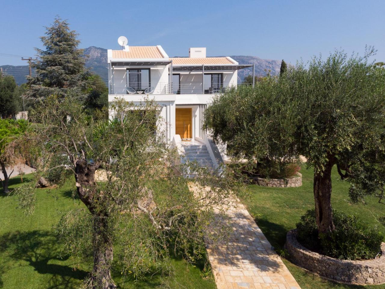 Villa Ren Dassia  Bagian luar foto